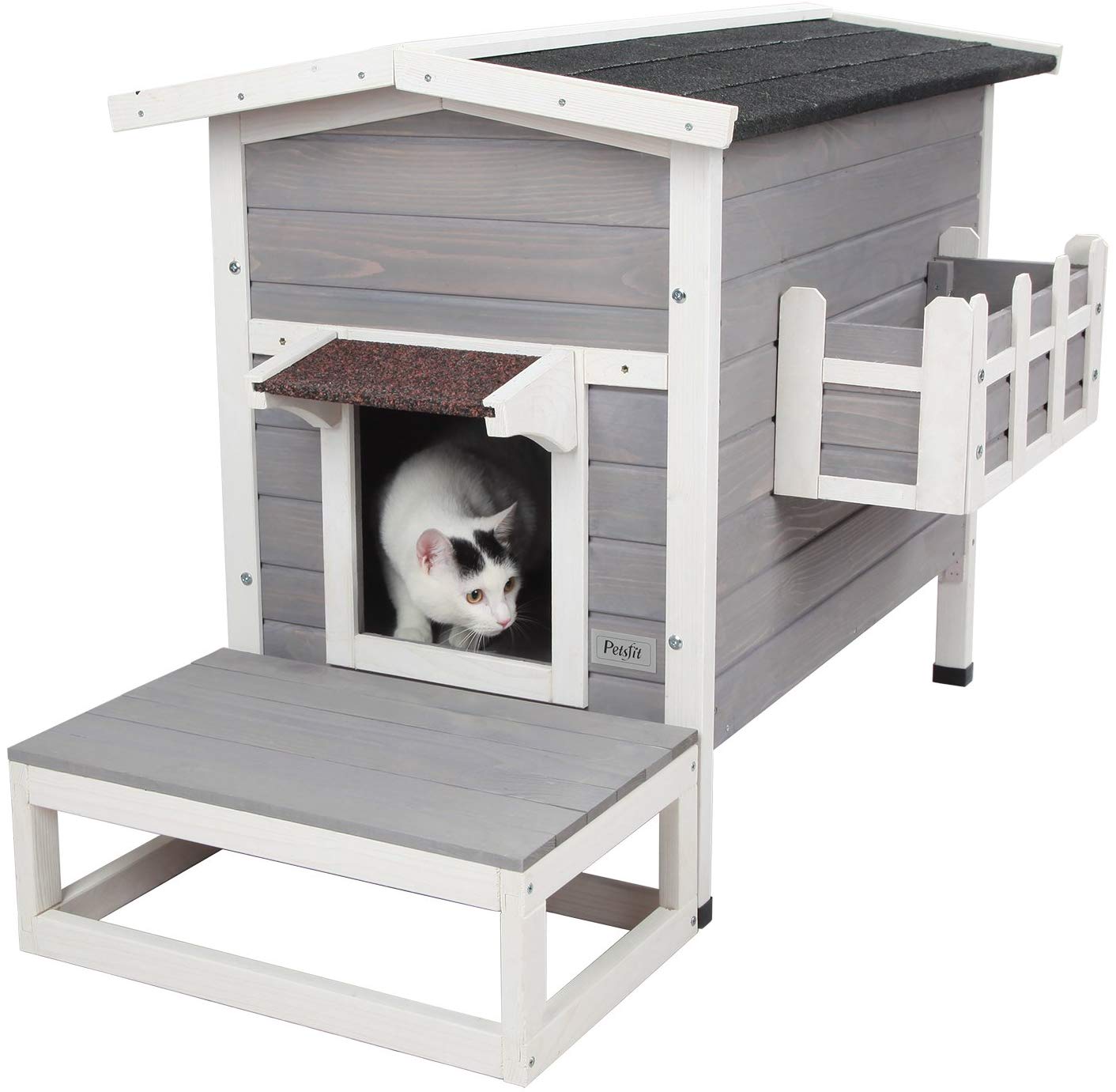 Buy the Best Outdoor Cat House to Keep Feral Cats Safe